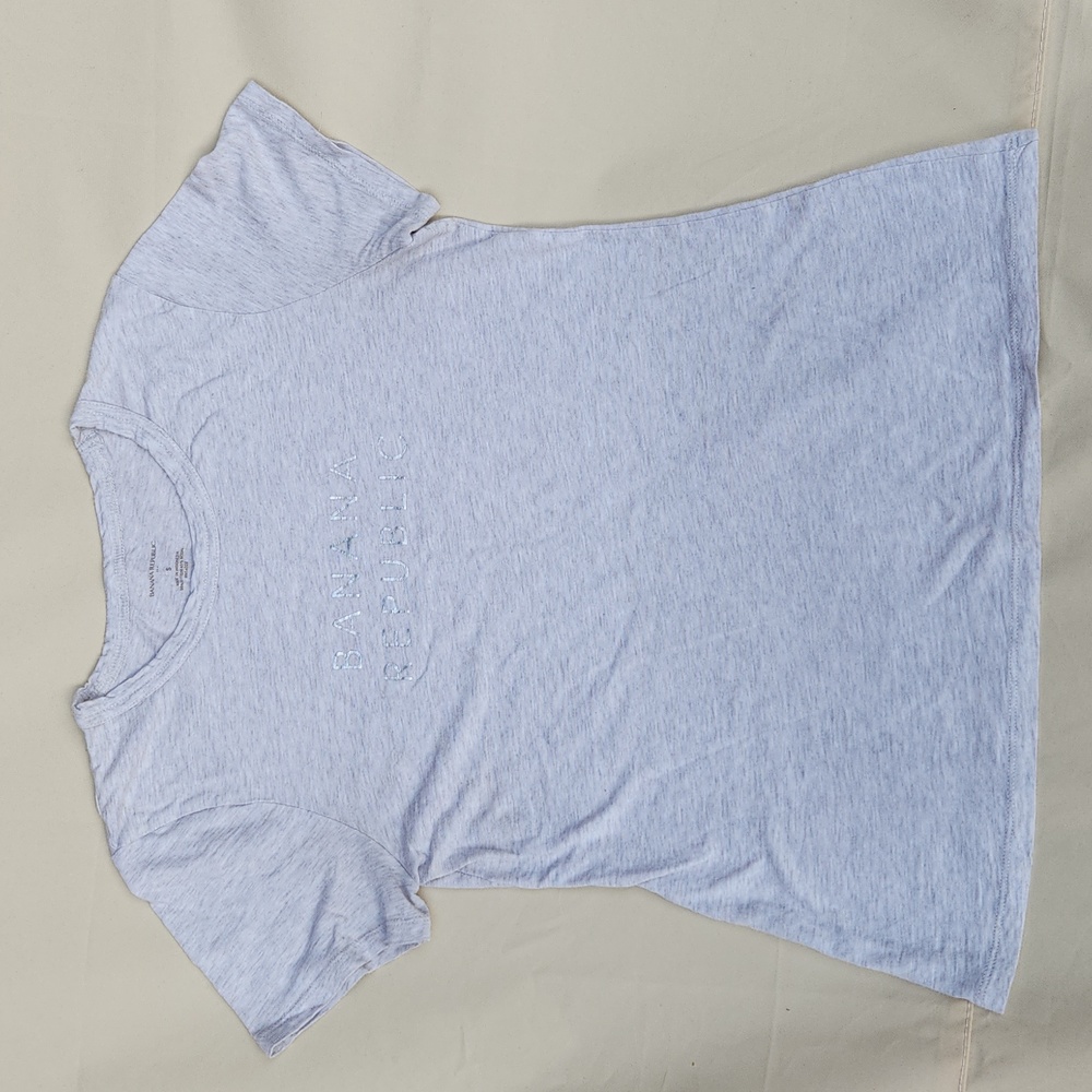 Banana Republic branded tee